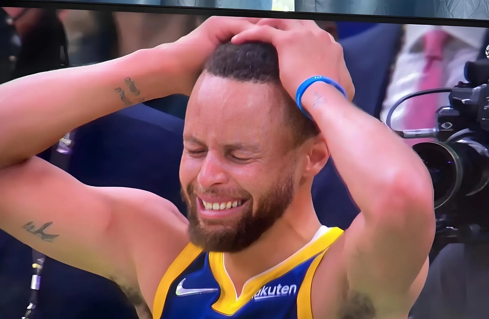 九游-库里连续十场比赛得分超过败北，TES挑战极限！的简单介绍