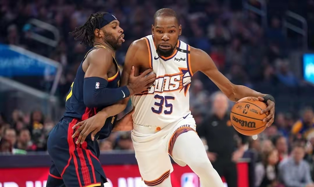 九游体育- 库里和杜兰特 