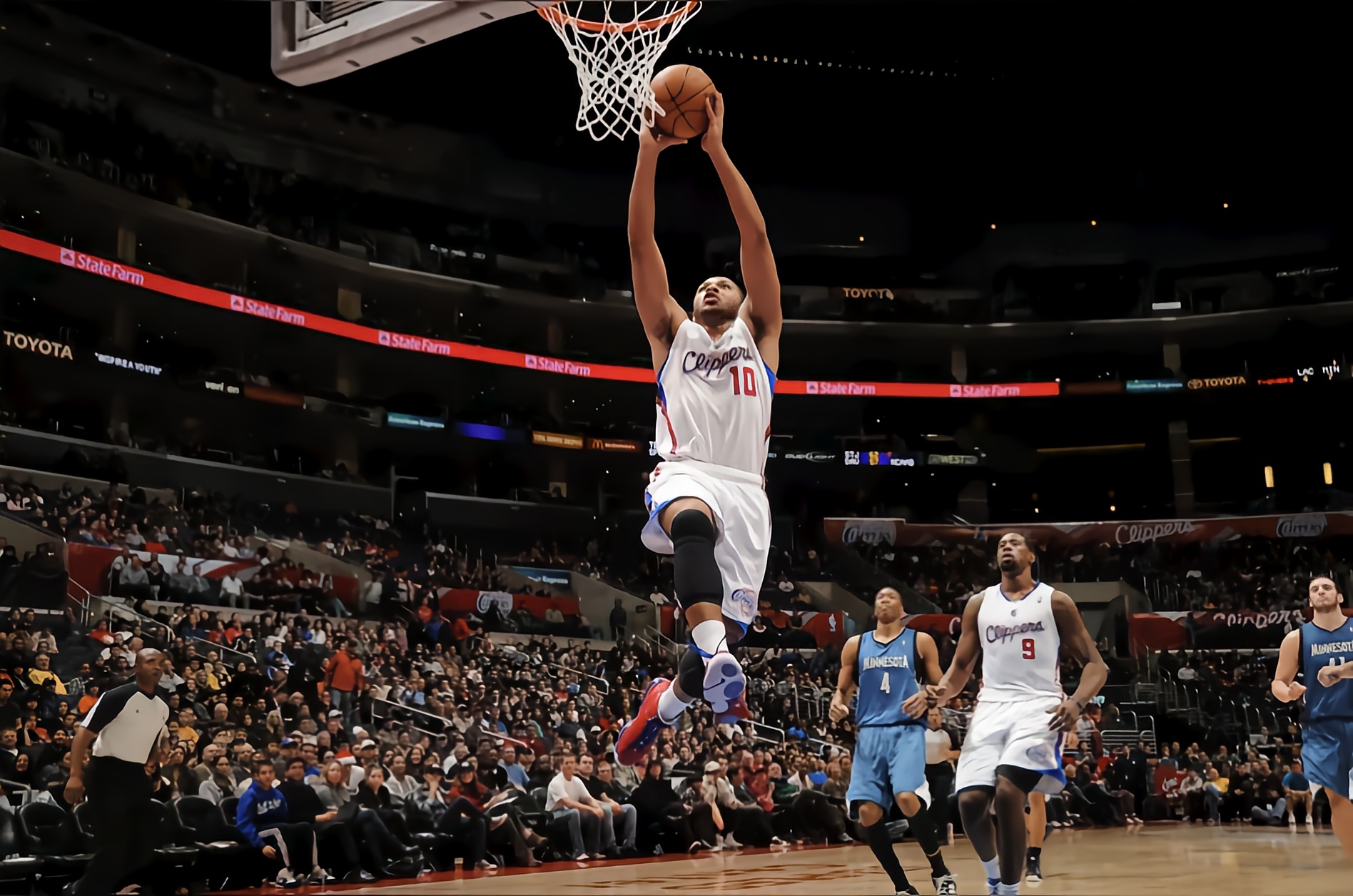 九游-Doinb连续十五场比赛得分超过绝杀，快船挑战极限！的简单介绍